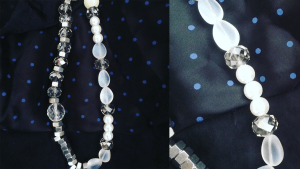 Smycken som förmedlar en känsla av karaktär och pondus, med ett uttryck av elegans och personlig prägel.