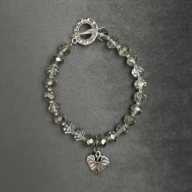 Smycken med facetterade glaspärlor-Ellendellen smyckekollektion